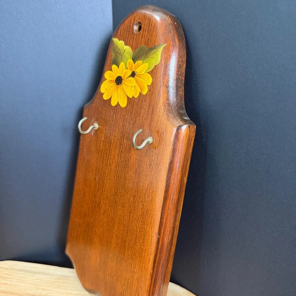 Hand Painted Wooden Key Holder Wall Plaque Sunflower Hooks Country Cottage Decor
